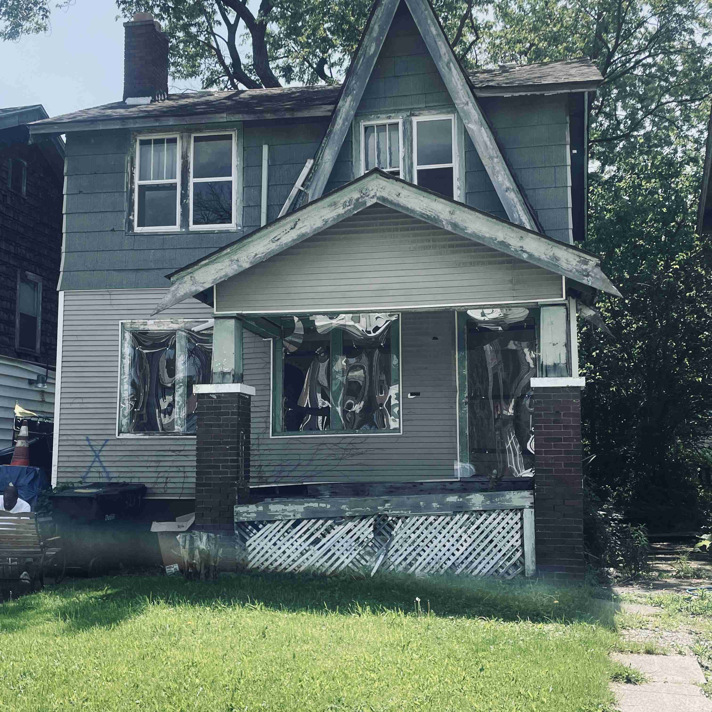 2537 Fullerton (3).jpg